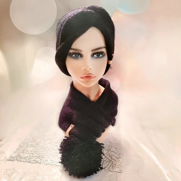 Women's Black Headband & Scarf Winter Set | Handmade in Warm Black Shimmer Knit - Picture 7 of 7